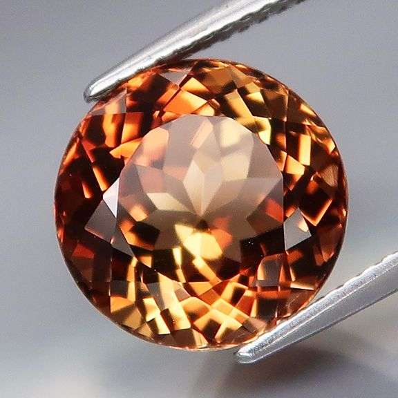 Simply superb 7.92ct eye clean Imperial Topaz solitaire