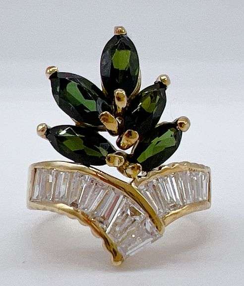 18kt Solid Yellow Gold, Green Tourmaline, & Diamond Ring