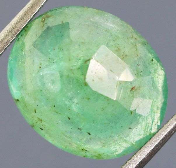 Glowing green! 5.97ct Zambian Emerald