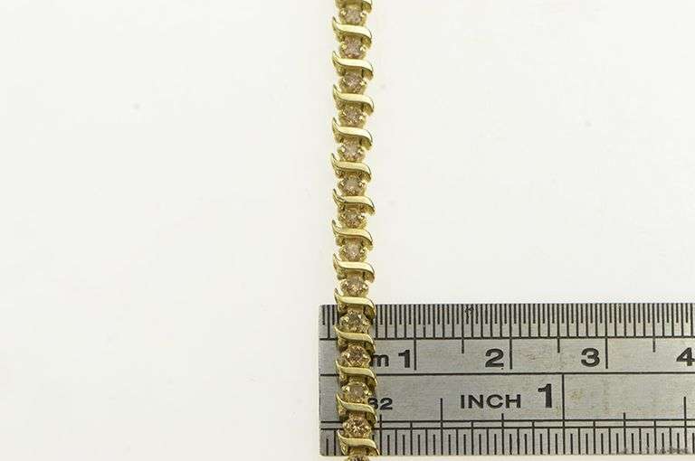 10K Yellow Gold Diamond Wavy Classic Vintage Tennis Bracelet