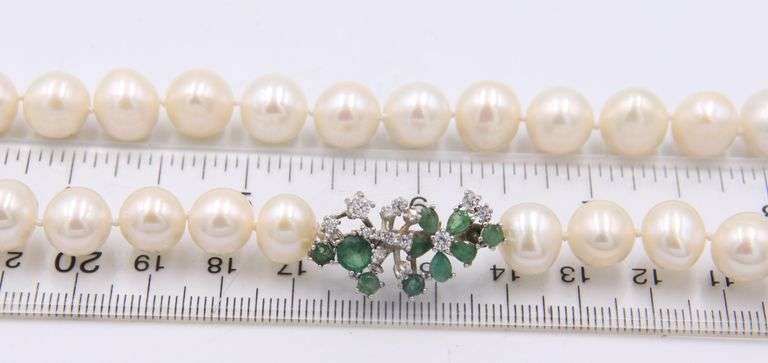 Pearl Necklace with Sterling Silver and Green Cubic Zirconia Clasp