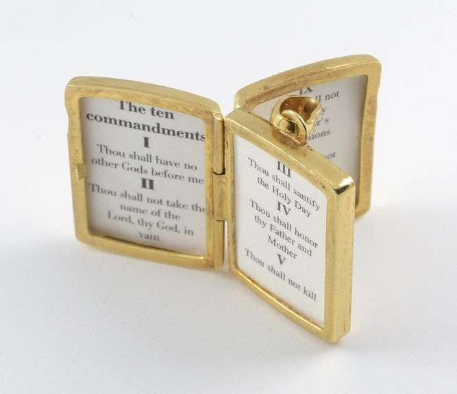 Opening 14k Bible/ Ten Commandments Charm