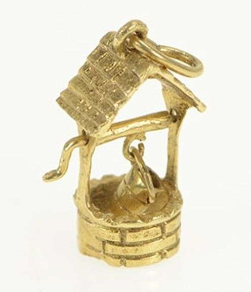 14K Yellow Gold 3D Wishing Well Articulated Hope Symbol Charm/Pendant