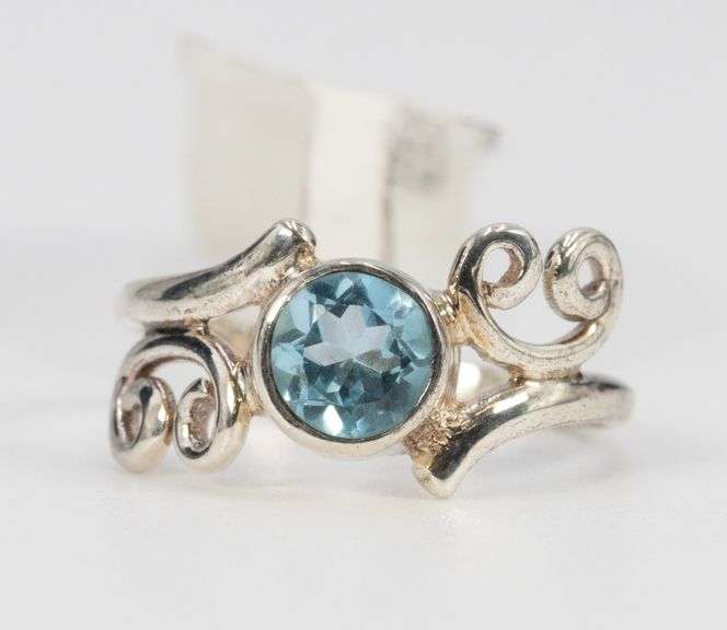 Sterling Silver Natural Blue Topaz Gemstone Ring Size 8
