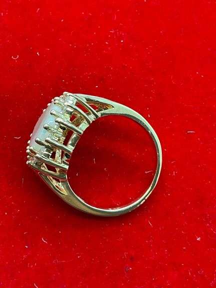 BEAUTIFIUL 14KT SOLID YELLOW GOLD, OPAL, AND CZ RING