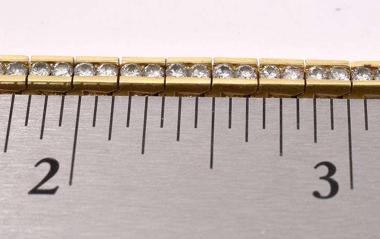 Angelic Diamond Tennis Bracelet In 14K Yellow Gold