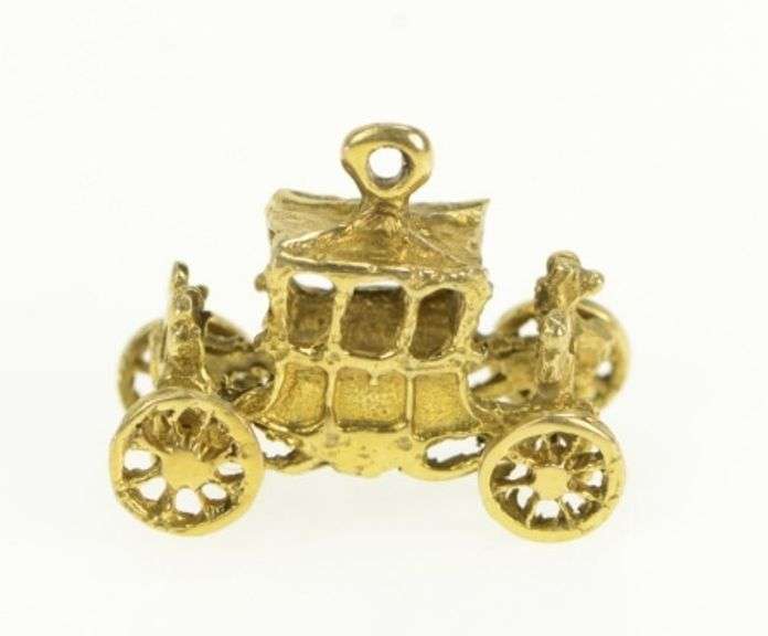 9K Yellow Gold 3D Articulated Carriage Princess Royalty Charm/Pendant