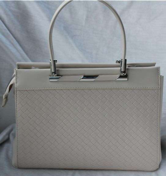 Stylish Designer Bag By David Jones-Paris