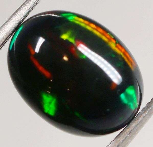Captivating 2.04ct block flashing Black Opal