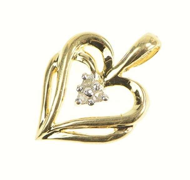 10K Yellow Gold Diamond Cluster Heart Love Symbol Classic Pendant