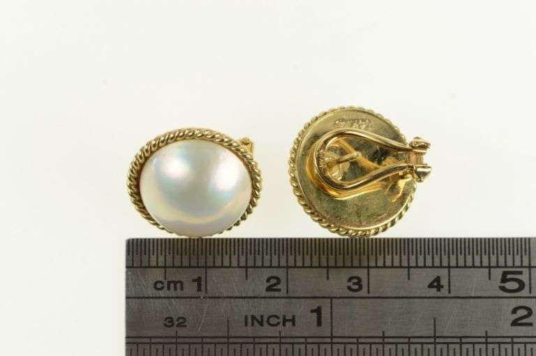 14K Yellow Gold Pearl 13.7mm Vintage French Clip Classic Earrings