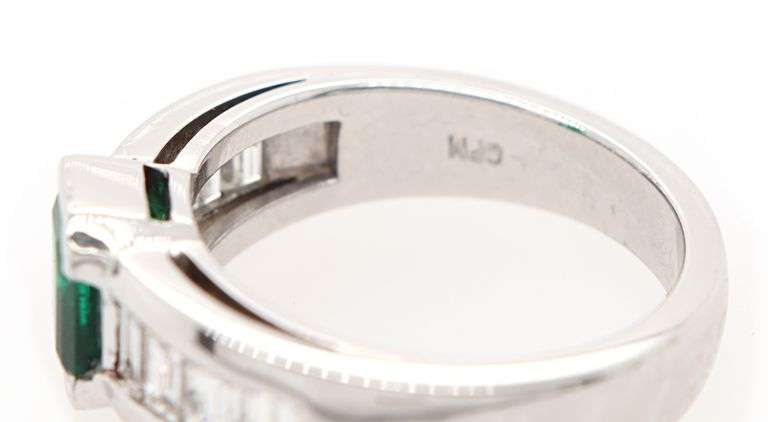 1.55ct Emerald and 0.90ctw Baguette Diamond Ring in Platinum