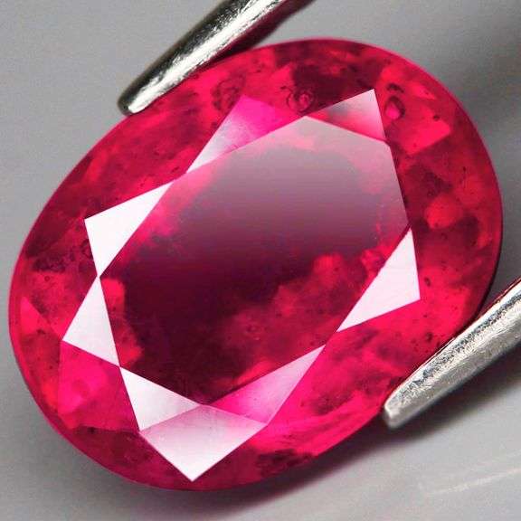 Vivid! 3.34ct top imperial red Ruby center stone