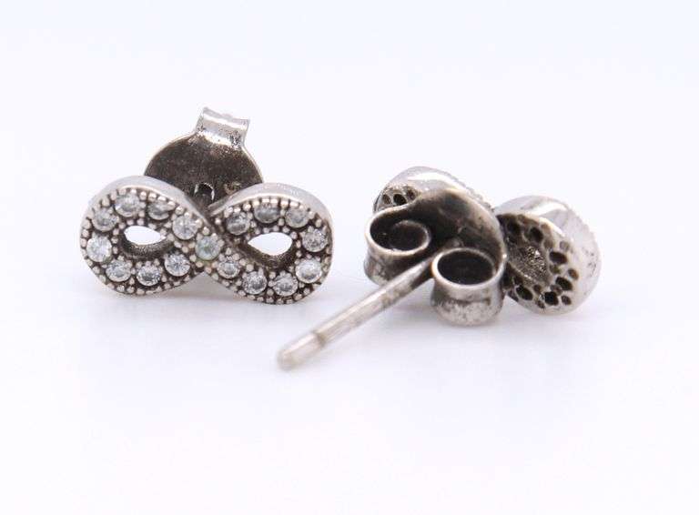 Sterling Silver Cubic Zirconia Infinity Necklace and Matching Earrings