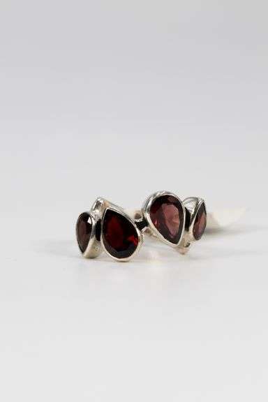 Sterling Silver Natural Garnet Gemstone Ring Size 10