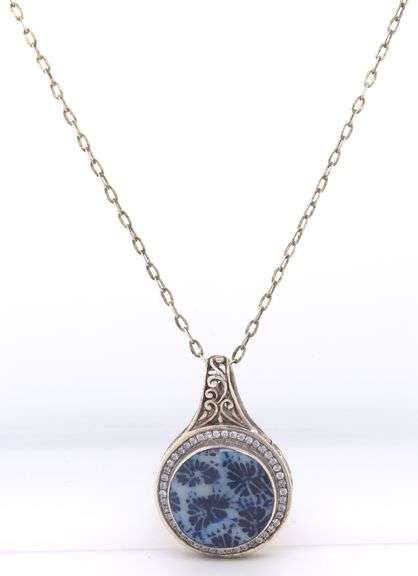 Vintage Sterling Silver Havana Pendant on Chain