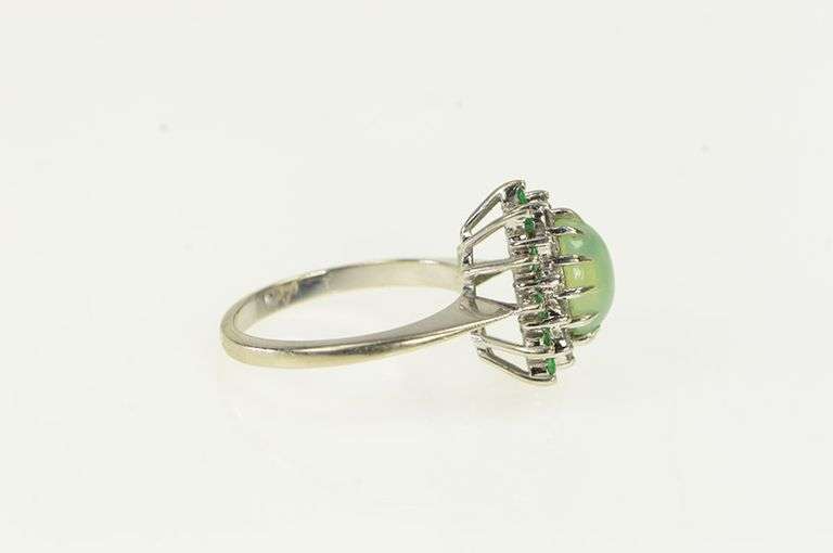 14K White Gold 2.80 Ctw Syn. Star Sapphire Diamond Emerald Ring