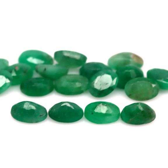 Superb 8.22ct 18pc Zambian Emerald set