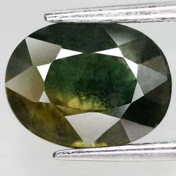 Gorgeous 3.34ct bi-color Sapphire
