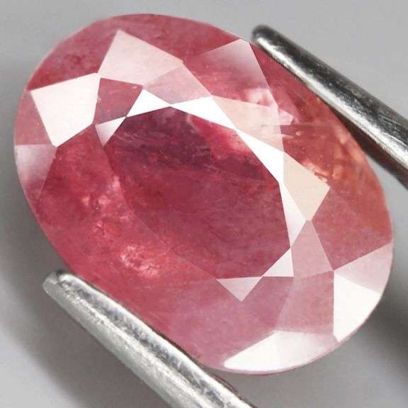 Captivating 1.48ct violet pink Tourmaline