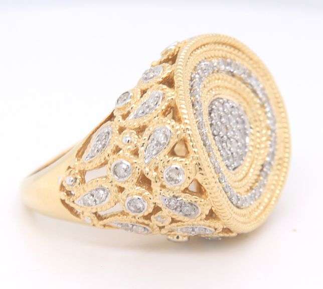 Sparkling Yellow Gold 0.50ctw Diamond Pave Cluster Ring