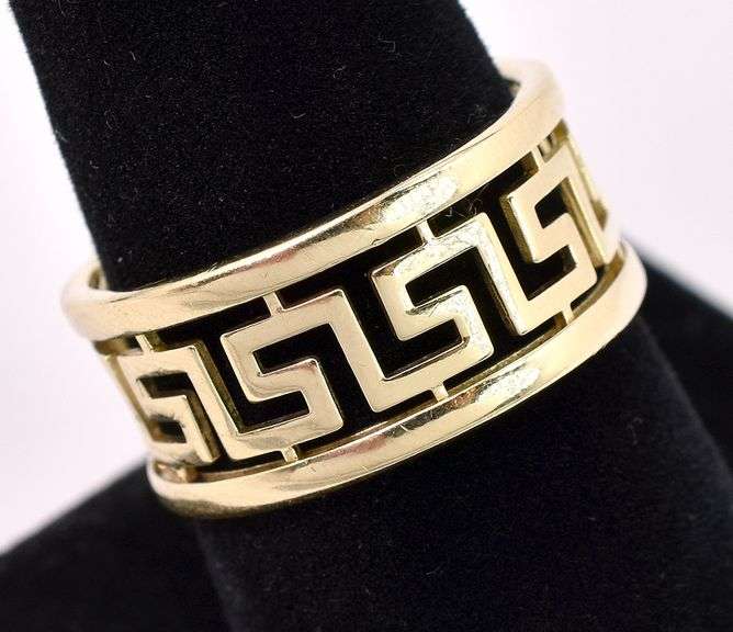 Graceful Greek Key Ring In 14K Yellow Gold