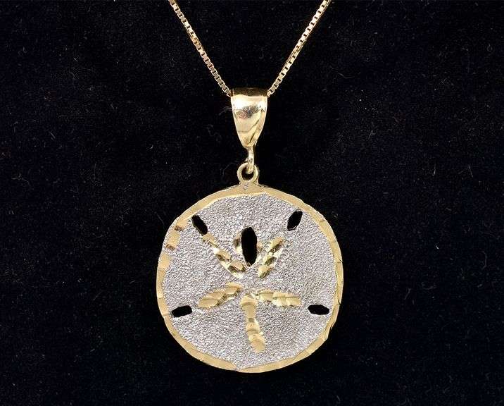 Beautiful Sand Dollar Pendant Necklace In Two-Tone 14K Gold