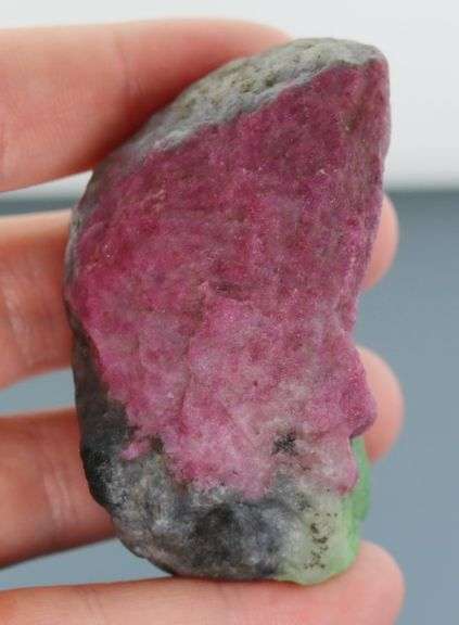 Really Cool 495.5ct Ruby In Zoisite