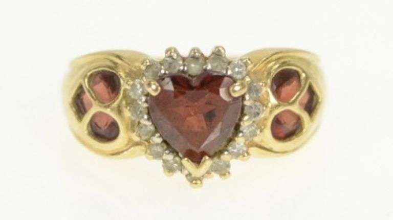 14K Yellow Gold Sweet Heart Garnet Diamond Halo Valentine Ring