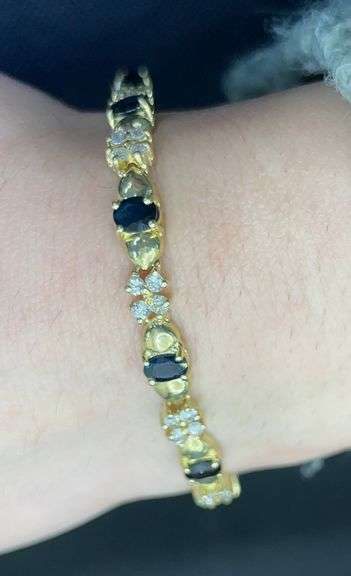 STUNNING 14K YELLOW GOLD SAPPHIRE AND DIAMOND BRACELET