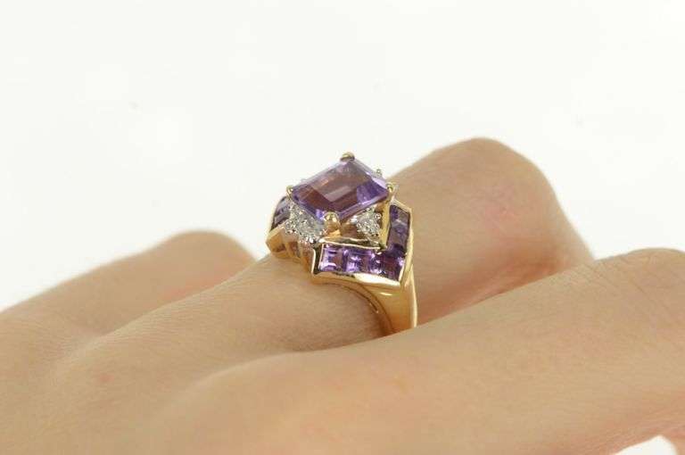 14K Yellow Gold Emerald Cut Amethyst Diamond Accent Ring