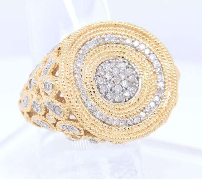 Sparkling Yellow Gold 0.50ctw Diamond Pave Cluster Ring