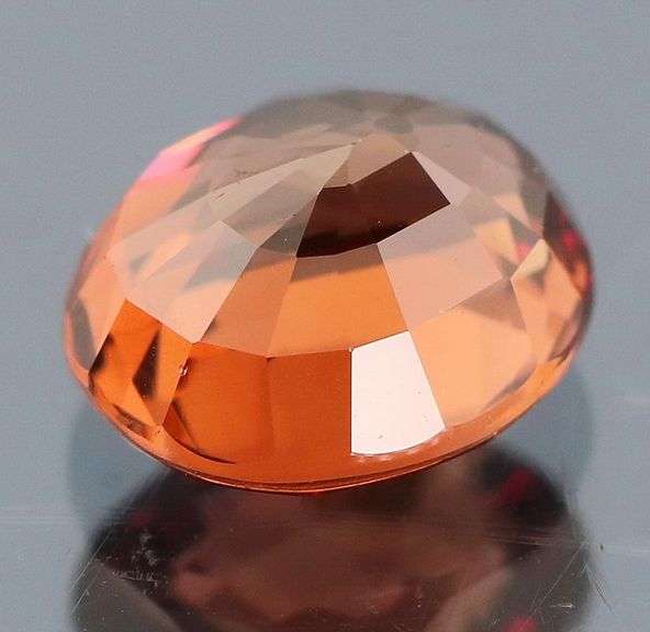 Rare high end 2.10ct rose pink Malaya Garnet solitaire