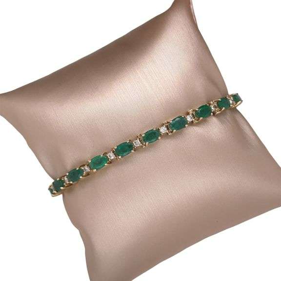 VINTAGE BRACELET WITH EMERALDS AND DIAMONDS