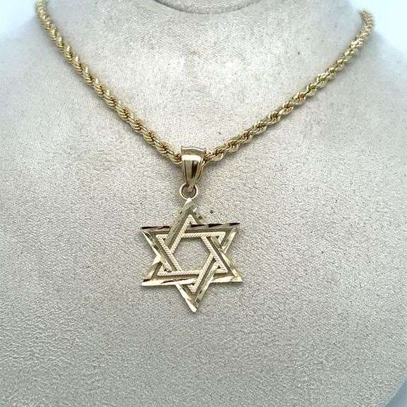14K YELLOW GOLD DAVID STAR WITH CHAIN
