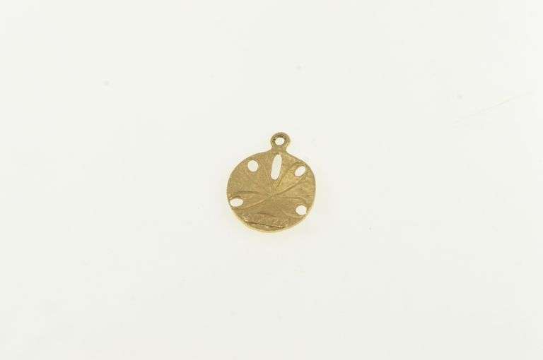 14K Yellow Gold Sand Dollar Sea Shell Ocean Beach Motif Charm/Pendant