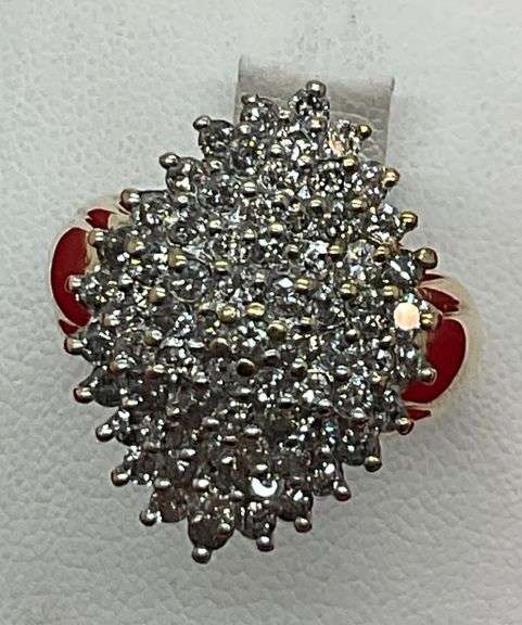 CERTIFIED 14K GOLD AND DIAMOND CLUSTER RING. 2.50 CARATS