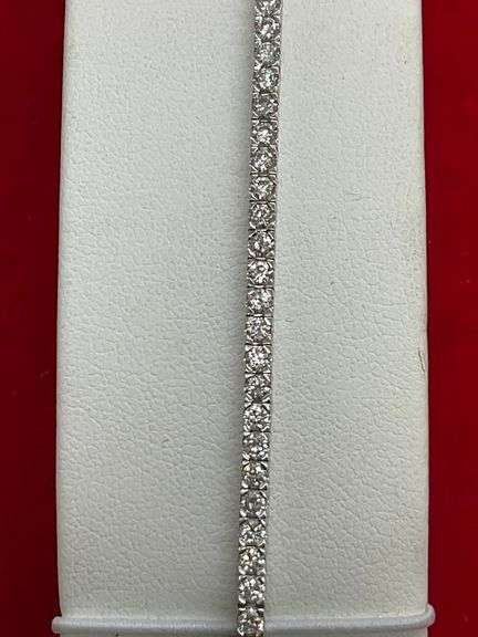 CERTIFIED 14KT WHITE GOLD AND 3.0+CARAT DIAMOND TENNIS BRACELET