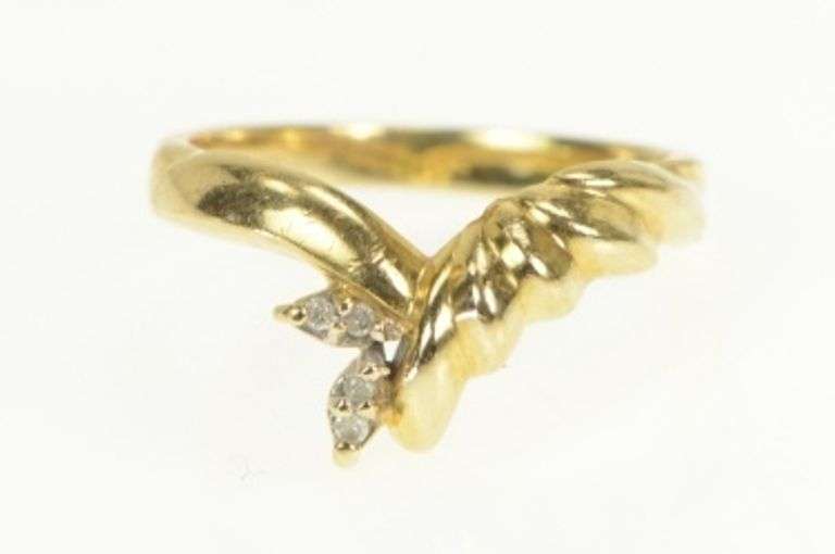 14K Yellow Gold Retro Diamond Scalloped Bypass Wedding Band Ring