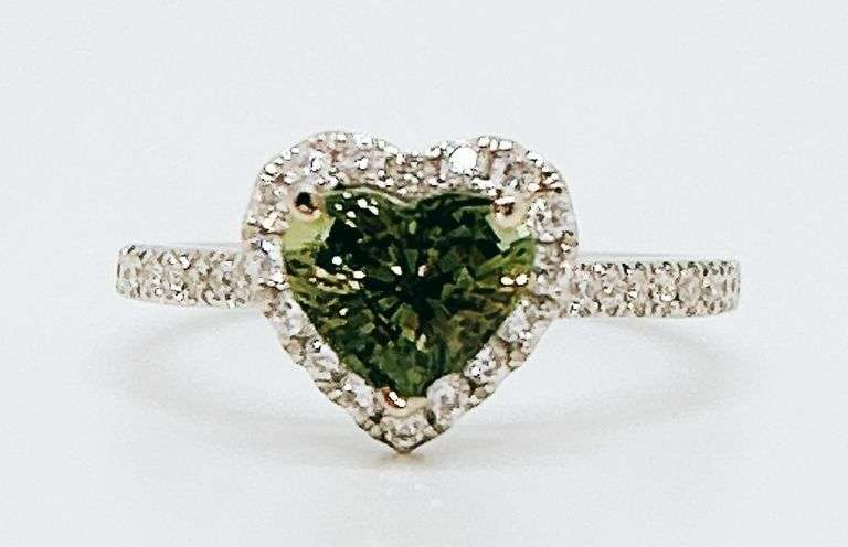 18KT SOLID GOLD, GIA CERTIFIED ALEXANDRITE, & DIAMOND RING