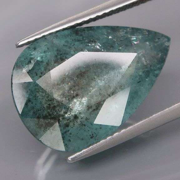 Eye catching 12.34ct untreated Aquamarine