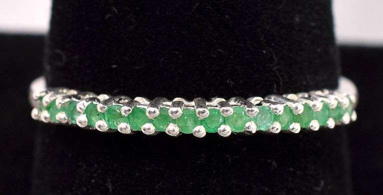 Emerald Gem Ring In Sterling Silver