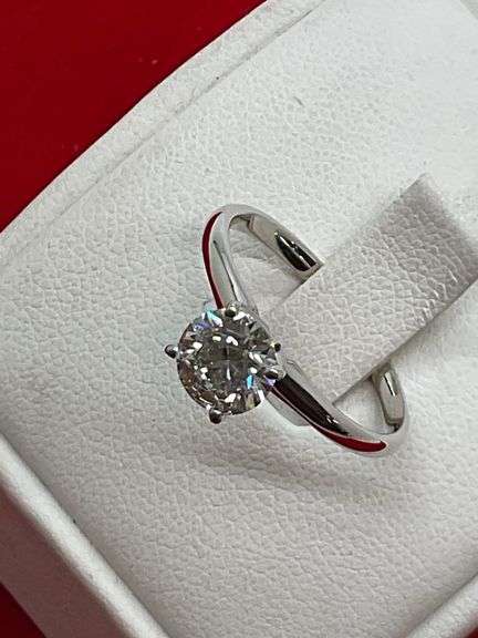 CERTIFIED  BRAND NEW 14K WHITE GOLD AND DIAMOND SOLITAIRE RING