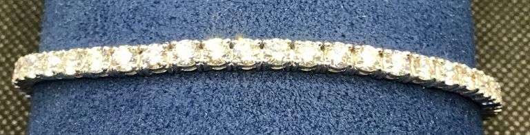 EXQUISITE 14K WHITE GOLD ROUND
