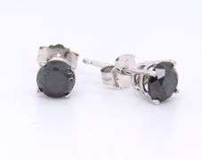 White Gold approximate 0.80ctw Black Diamond Stud Earrings