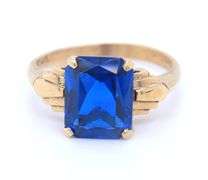 10KT Yellow Gold Beautiful Emerald Cud Blue Spinel Ring