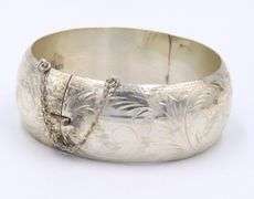 925 Sterling Silver Engraved Floral Pattern Wide Bangle Bracelet