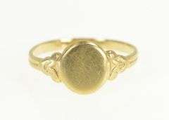 14K Yellow Gold Round Flower Accent Classic Vintage Ring