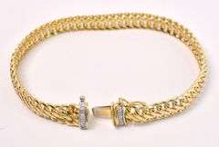 Beautiful Figure 8 Chain Bracelet With Diamonds In 14K Yellow Gold