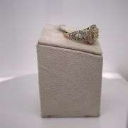10K YELLOW GOLD RING WITH DIAMONDS